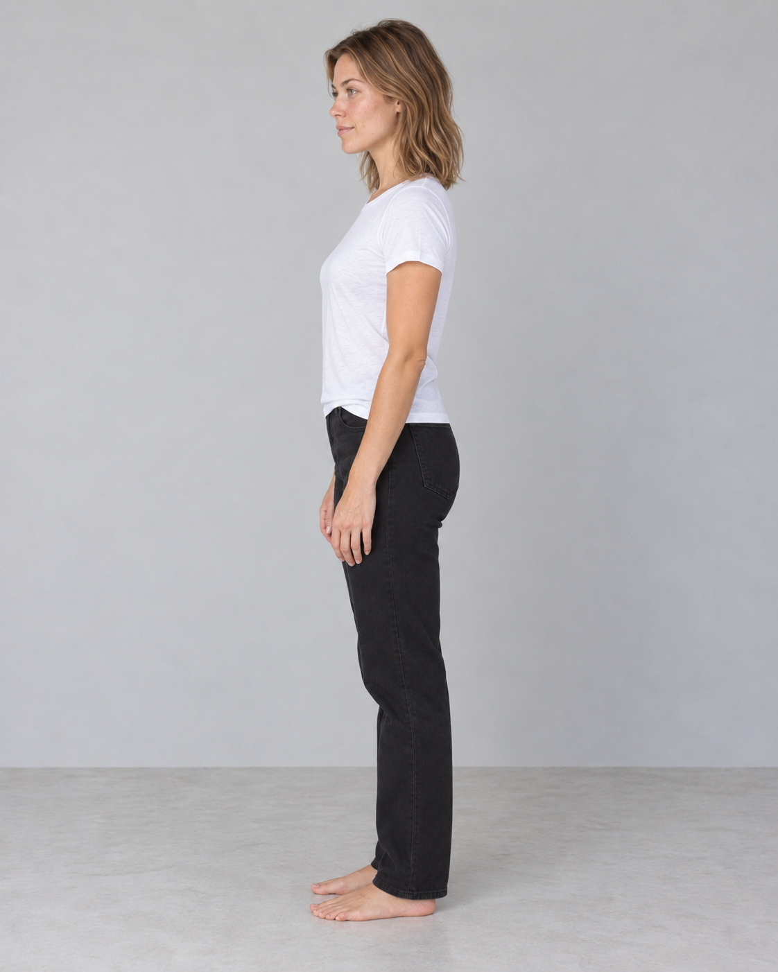 Natural full-length side profile photo example